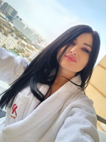Николь